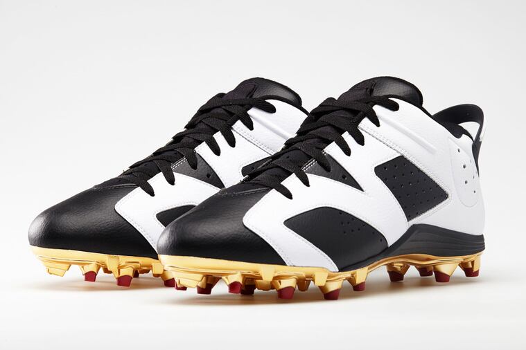 Earl Thomas and Michael Crabtree Will Wear Custom Jordans for Divisional Round