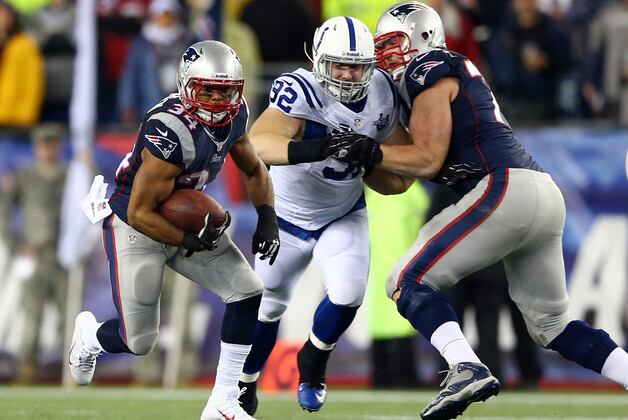 Patriots Finish Colts 43-22