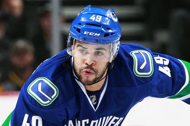 Canucks Re-Assign Archibald to Comets
