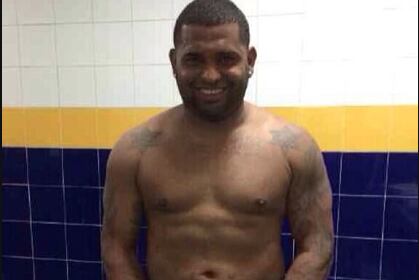 Instagram: Sandoval Shows off His Slim Body