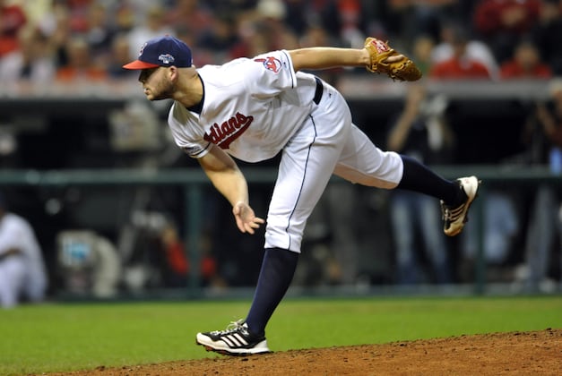 Led by Ace Justin Masterson, Six Indians File for Arbitration