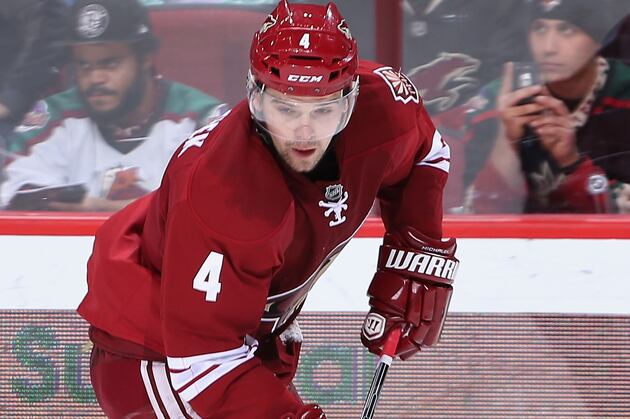 After 13-Game Absence, Michalek Returns for 'Yotes