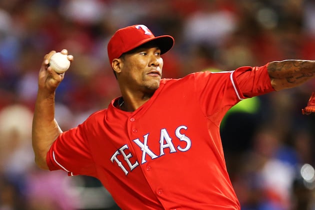 Rangers Sign Alexi Ogando to 1-Yr/2.625M Deal