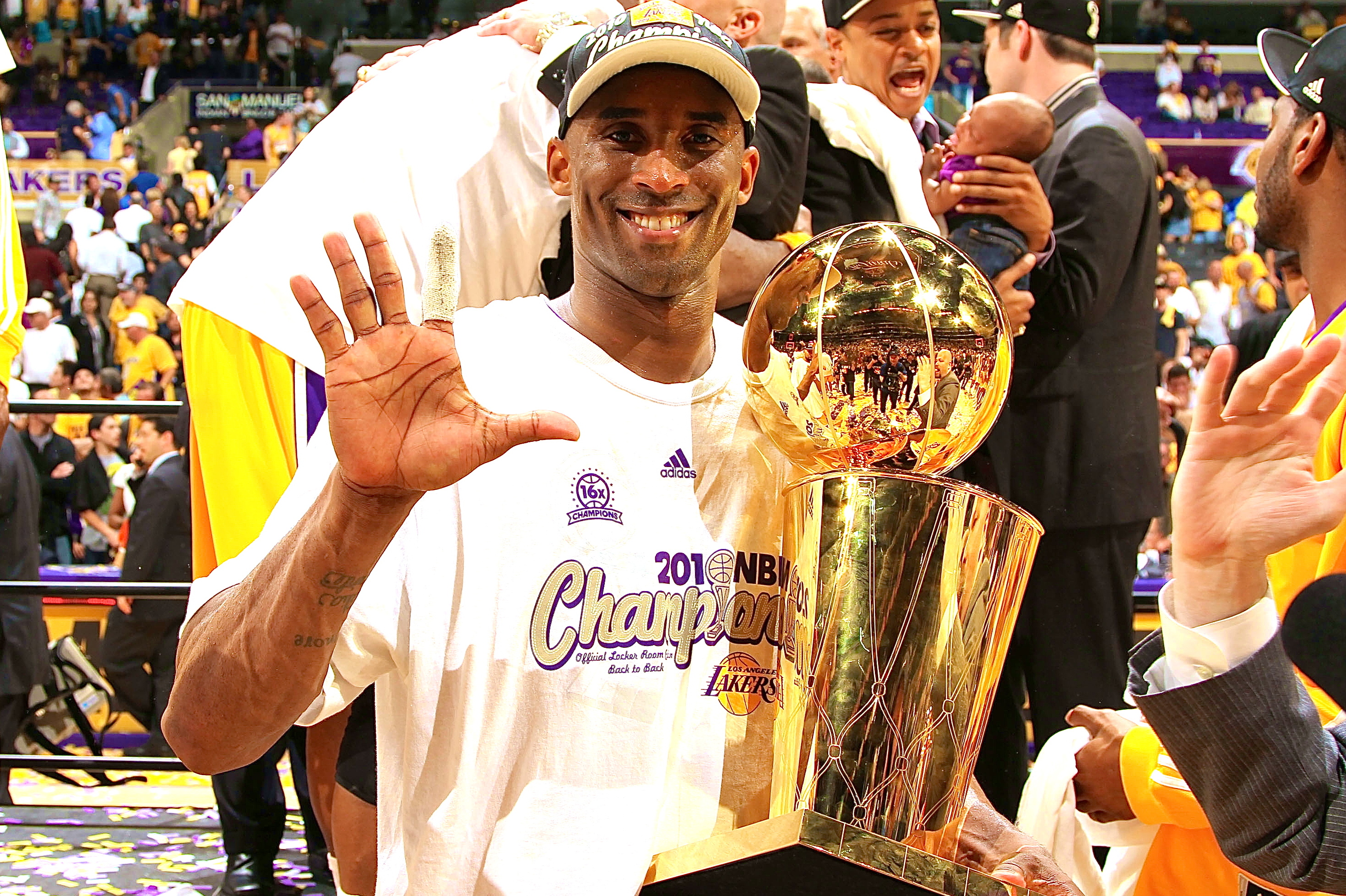 Kobe Bryant Calls 2010 Lakers-Celtics NBA Finals His Favorite Playoff Series ...2940 x 1957