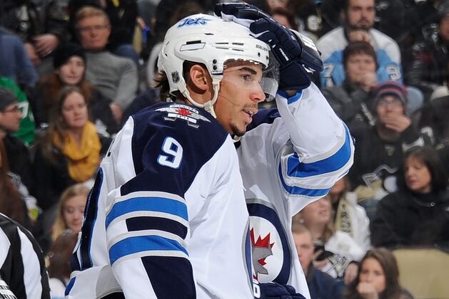 Hand Injury Won't Keep Jets' Kane from Fighting: 'It's a Good Part of Thegame'