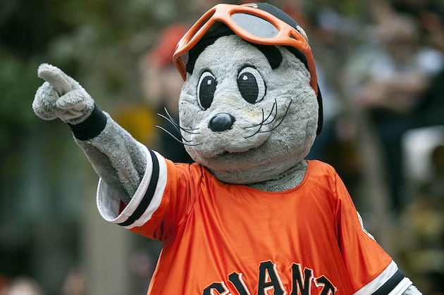 Lou Seal Loses Twitter Bet, Has to Eat Skittles for Mariners Fans