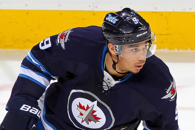 Jets' Kane Returns from Hand Injury