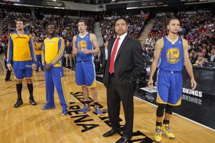 453338579-andrew-bogut-draymond-green-david-lee-head-coach-mark_crop_north