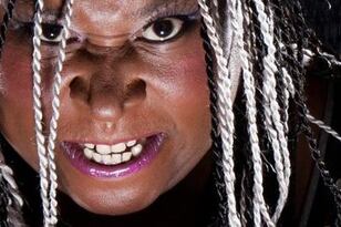 Kharma-facebook-kharma-30419214-720-266_crop_north