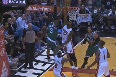 Watch: Oden Rejects Jeff Green's Dunk at the Rim