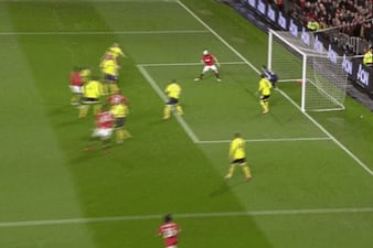 GIF: Jonny Evans Heads Manchester United in Front vs. Sunderland