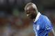 ARCHIV: Italy's Mario Balotelli walks head-down during the Euro 2012 soccer championship final between Spain and Italy in Kiev, Ukraine, Sunday, July 1, 2012. Der Italiener Mario Balotelli ist auch so ein „Held“ – einer der wilden Kerle des Fussballs. Im Halbfinale lehrt der Mann, der auch schon mal Hotelzimmer oder Autos zerlegt, die deutschen Auswahlspieler das Fuerchten. (zu dapd-Text) Foto: Michael Sohn/AP/dapd