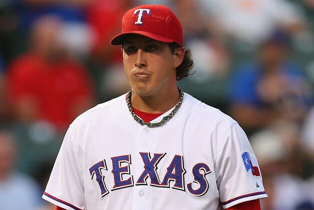 Rangers LHP Derek Holland Discusses Knee Injury, Dismissing Hockey Rumors