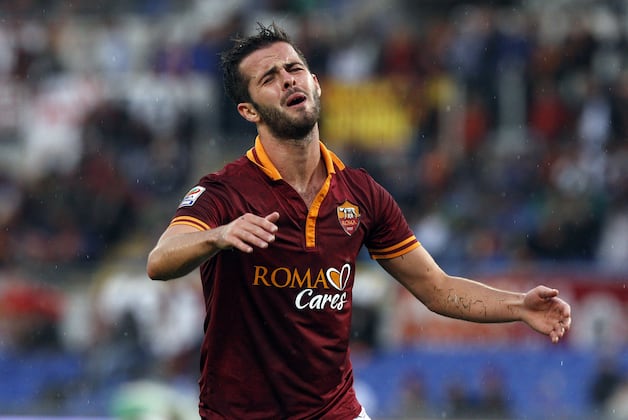 PSG Reportedly Looking into Miralem Pjanic as Yohan Cabaye Alternative