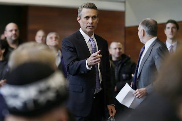 The Challenges Chris Petersen Faces Transitioning to Pac 12 Football