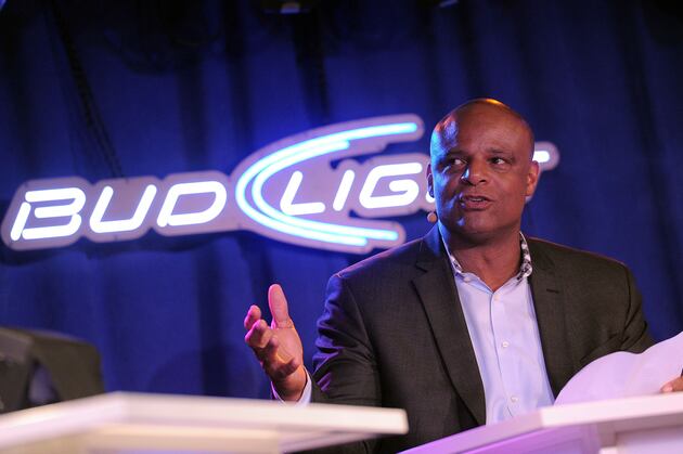 Warren Moon Loses $200K in Miami Heat Ticket Scam