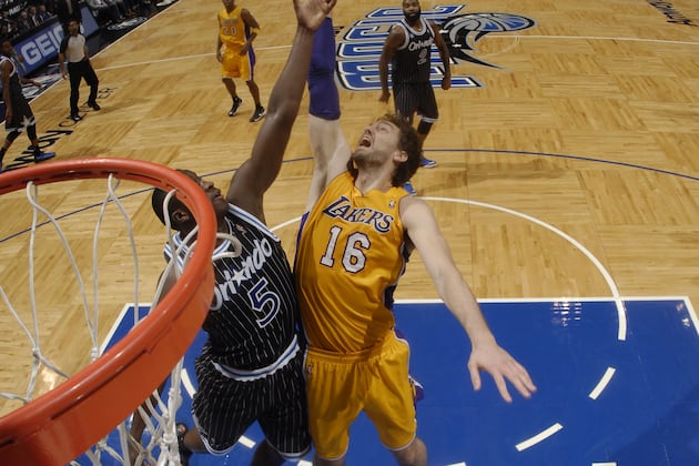 3rd-Qtr Defense Propels Magic to Home Win