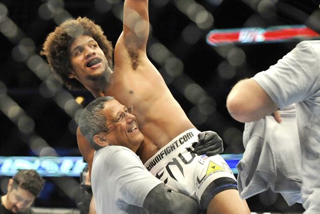 UFC on Fox 10: Recapping the Fight Night Bonuses