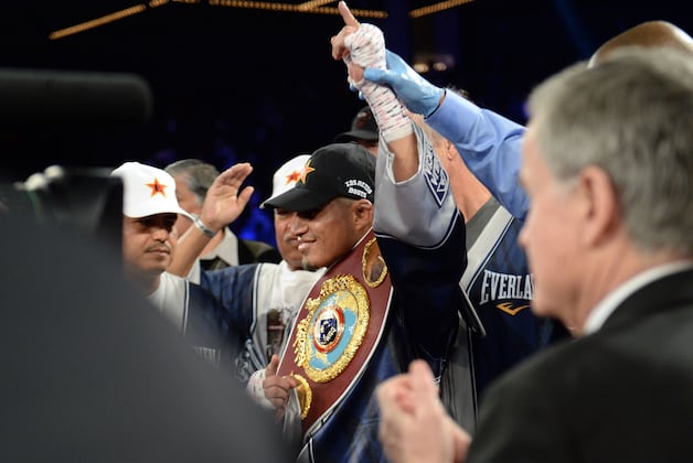 Mikey Garcia Scores Lackluster Decision over Juan Carlos Burgos to Retain Title