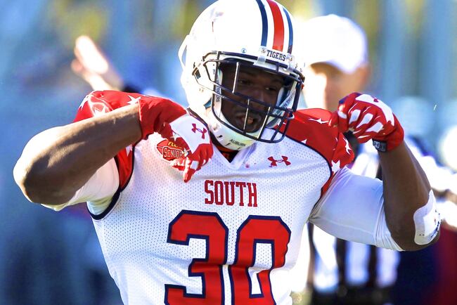 Seniorbowlfootball_crop_north