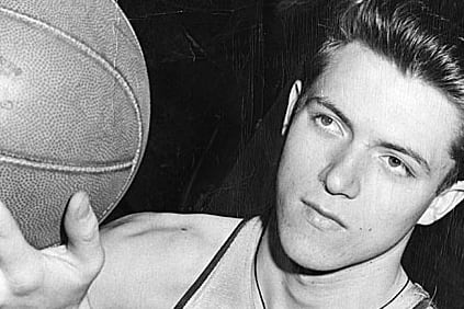 Legendary La Salle Player Tom Gola Dies at 81