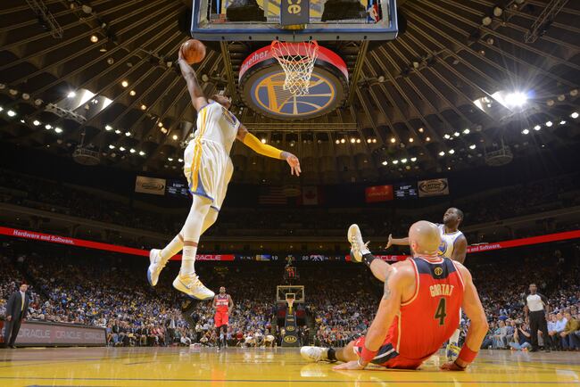 Hi-res-465713257-marreese-speights-of-the-golden-state-warriors-dunks_crop_north