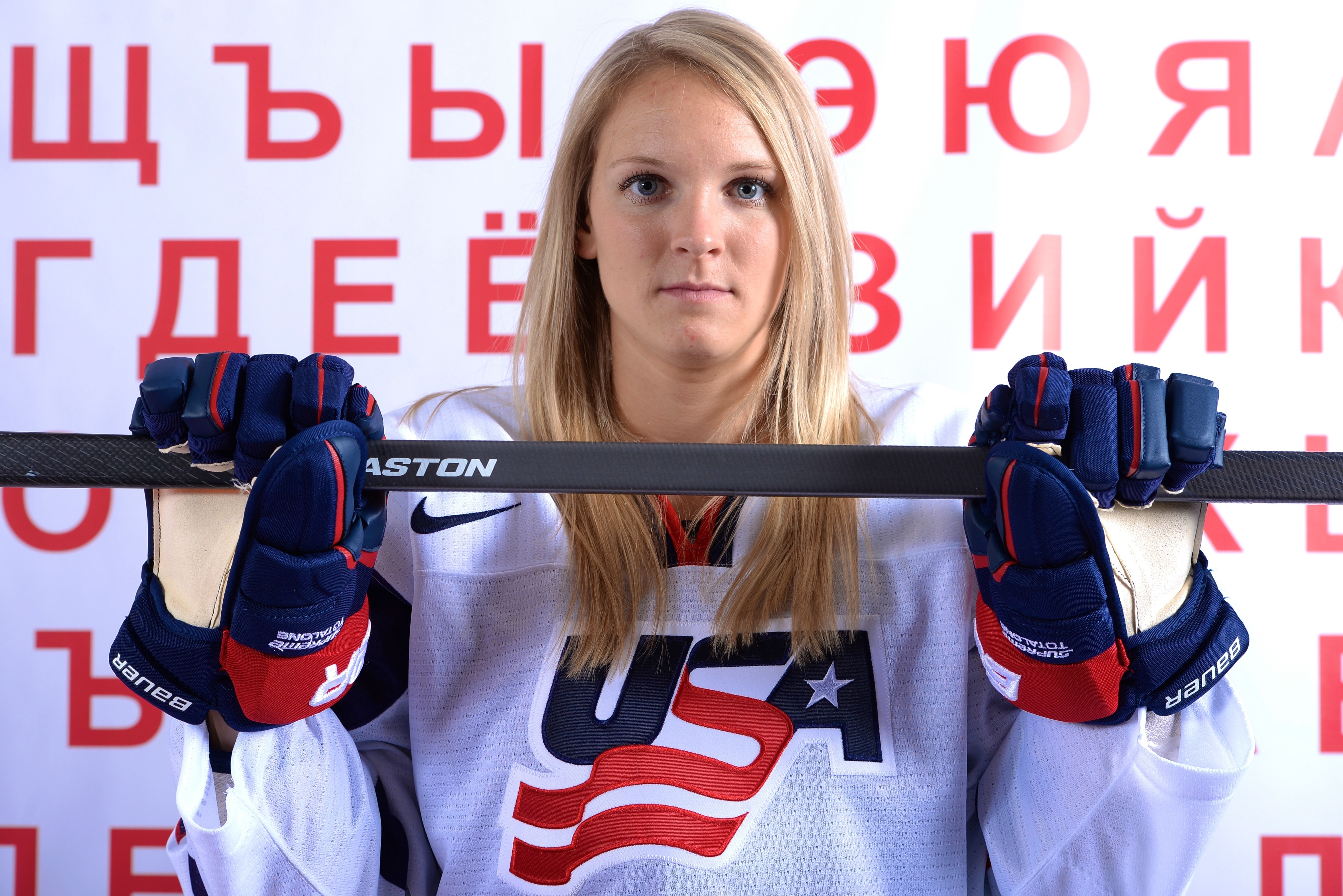 Amanda Kessel Olympic Profile of US Hockey Standout for Sochi 2014