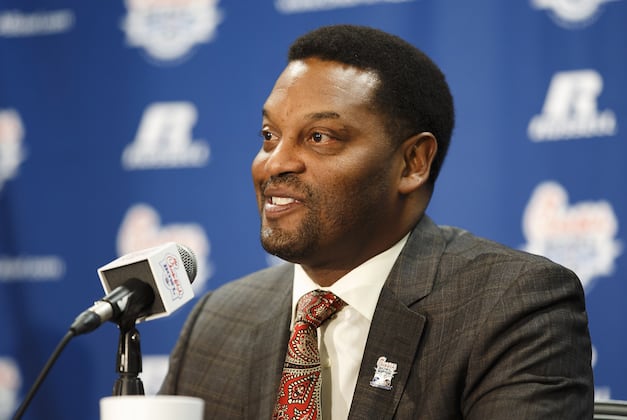 Kevin Sumlin Responds to Charlie Strong's 'gadget Program' Comments