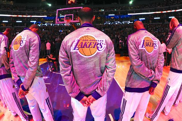 While Cavs, 76ers Prepare for Doomsday Scenarios, Lakers Prepare Checkbook