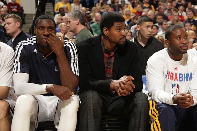 You Know There's a Problem When Andrew Bynum Calls Cavs Dysfunctional