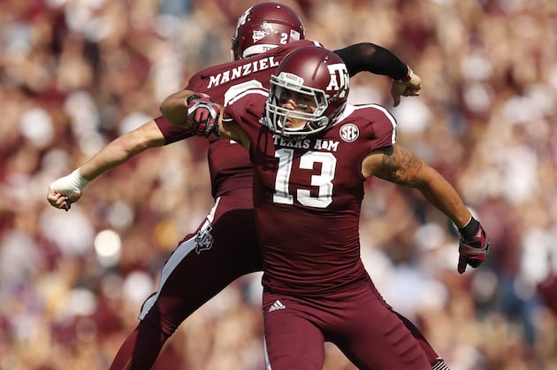 Mike Evans and Johnny Manziel Throw Down Ridiculous Dunks in Video