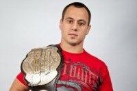 UFC Signs Heavyweights Ruan Potts, Jack May