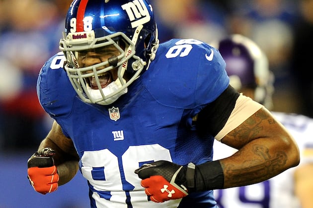 Damontre Moore Recovers from Shoulder Surgery
