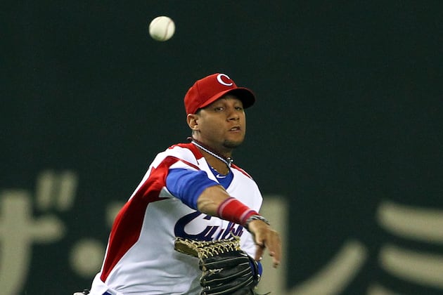 Scout on Cuban Shortstop Erisbel Arruebarruena