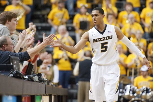 Tigers Outlast Arkansas, End Losing Streak