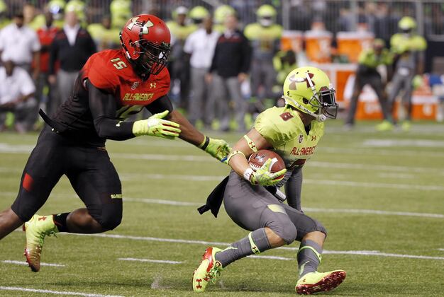 Texas A&M Football: What Aggies Fans Should Expect from Myles Garrett in 2014
