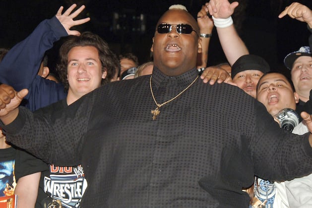Wrestling World Reacts to Viscera's Reported Death