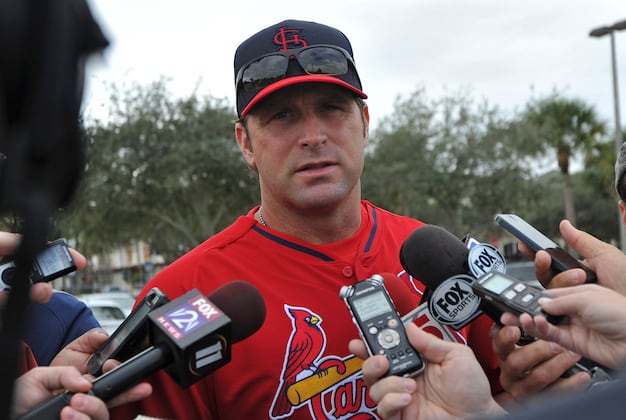 Cardinals Expected to Make Offer to Aledmys Diaz