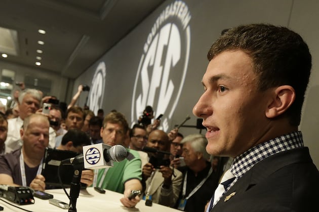 Does College Football 2014 Have a Superstar Void After Johnny Manziel Departure?