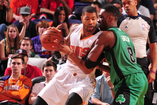 Balanced Suns Hold off Celtics 100-94