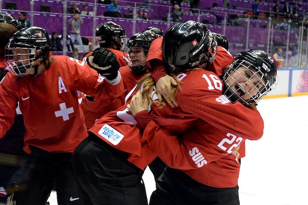 Swiss Women Rally by Sweden to Claim Hockey Bronze