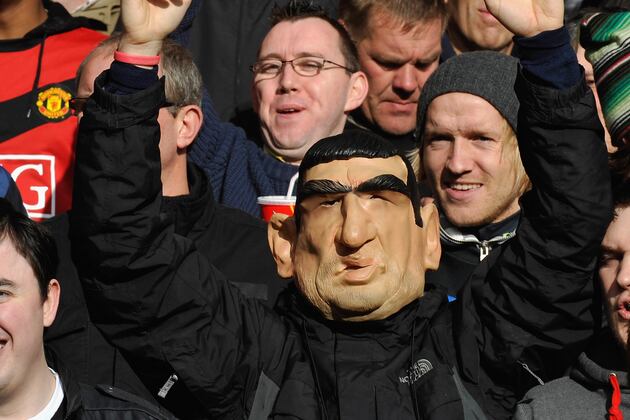 Eric Cantona Mask Tribute by Manchester United Fans Set to Rile Crystal Palace