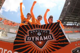 Hi-res-58f0434e6149c1fc992a1e294e238c3e_crop_north