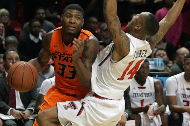 Smart Returns, Leads OK State in 84-62 Rout