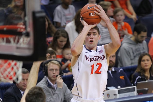 No. 14 Virginia Beats Notre Dame 70-49