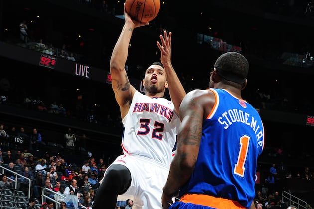 Scott Scores Career-High 30 as Hawks Beat Knicks