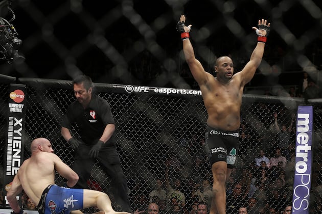 Cormier vs. Cummins: Winner, Scorecard and Analysis