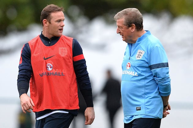Hodgson Urges Wayne Rooney to Break Bobby Charlton's Goalscoring Record