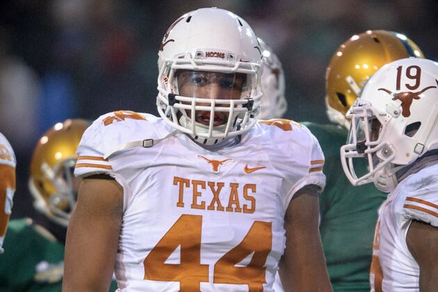 Jeffcoat Runs 4.60 Unofficial 40-Yd Dash