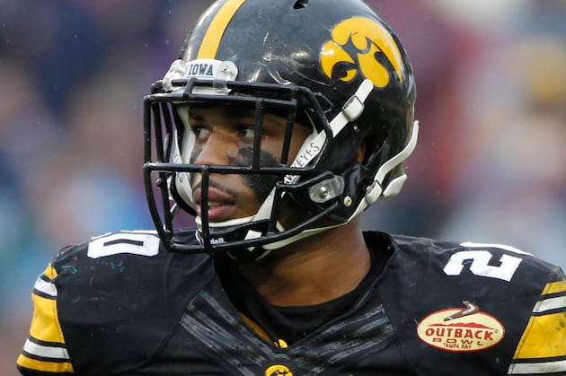 Kirksey Talks About Getting His Degree, Getting in Shape at NFL Combine